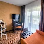 Clarion Le Parc De L'escale ホテル