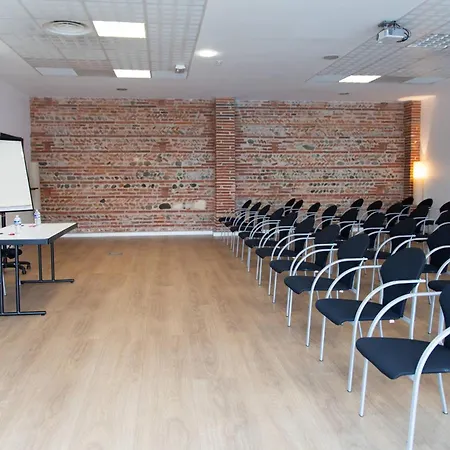 Szálloda Clarion Le Parc De L'escale