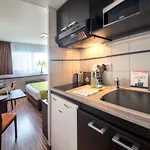 Clarion Le Parc De L'escale Отель Тулуза