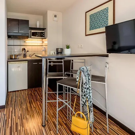 Zenitude Hotel-Residences Toulouse Le Parc De L'Escale 4* Тулуза