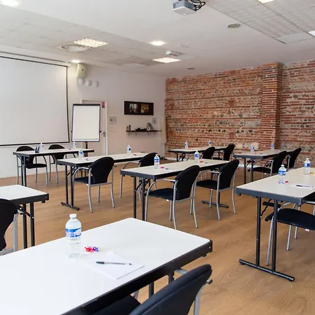 Clarion Le Parc De L'escale Hotel