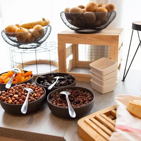 Zenitude Hotel-Residences Clarion Toulouse Le Parc De L'Escale 4*