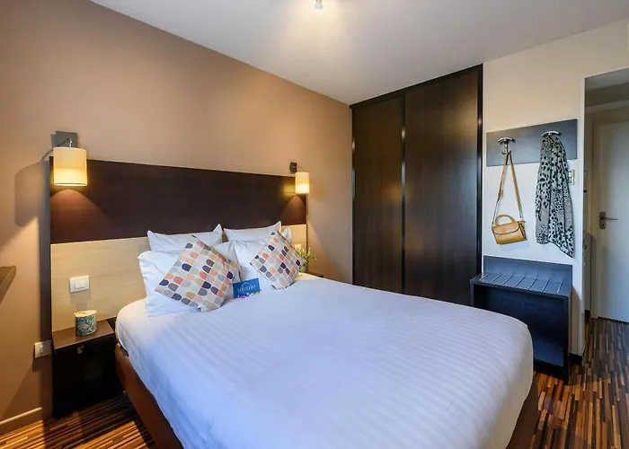 Clarion Le Parc De L'escale 4*