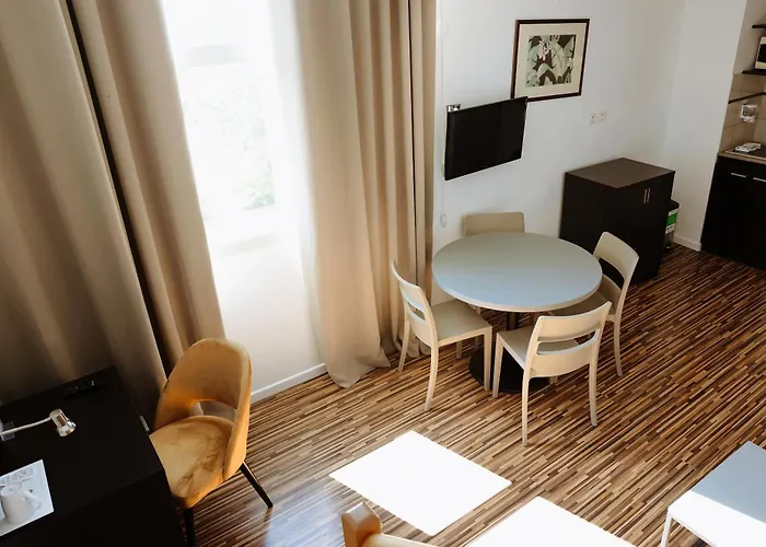 ホテル Clarion Le Parc De L'escale