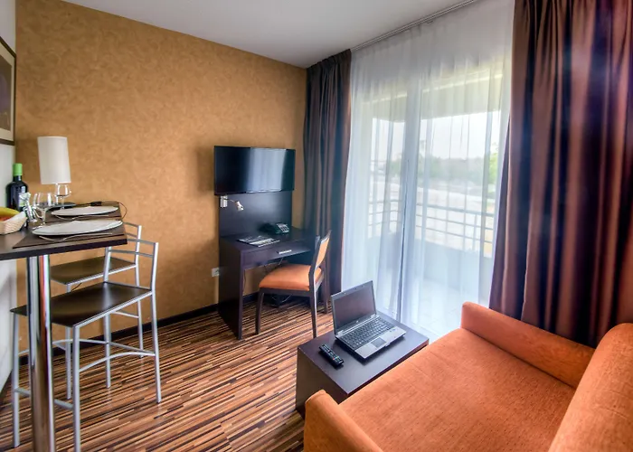 Clarion Le Parc De L'escale ホテル