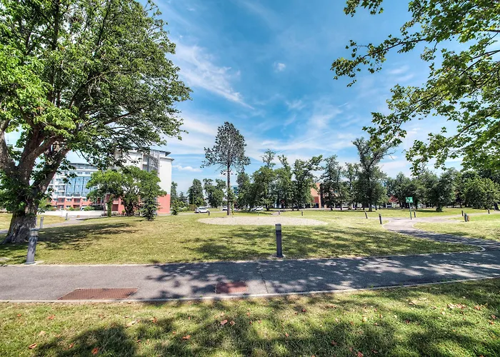 Clarion Le Parc De L'escale 4*