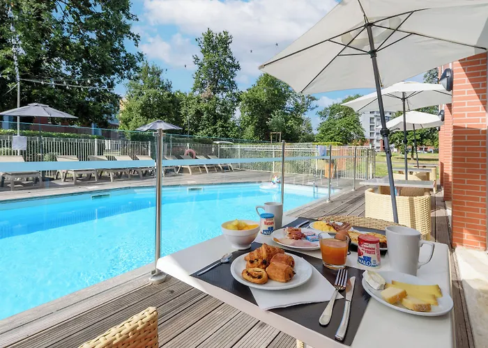 Clarion Le Parc De L'escale 4*