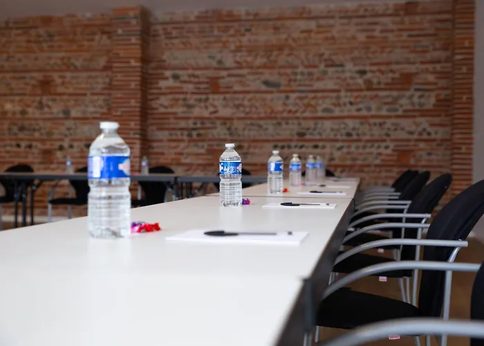 Clarion Le Parc De L'escale 4* トゥールーズ