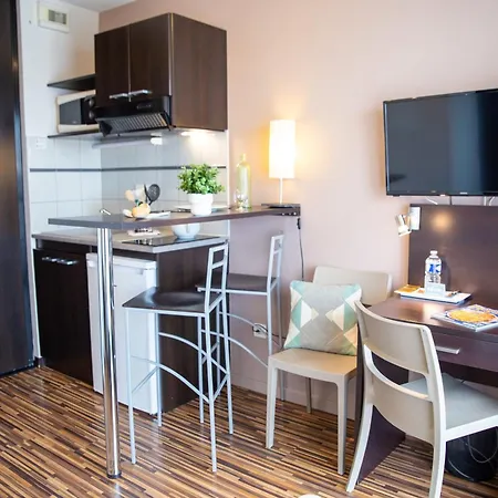 Clarion Le Parc De L'escale Apart Otel 4*