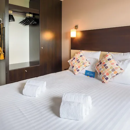 Zenitude Hôtel-résidences Le Parc De L'escale Hotel 4*