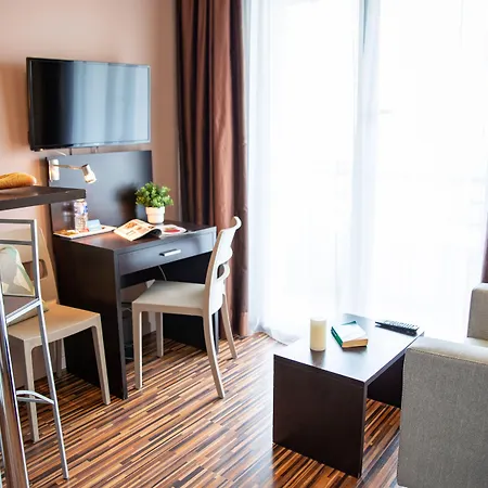 Clarion Le Parc De L'escale 4* Тулуза